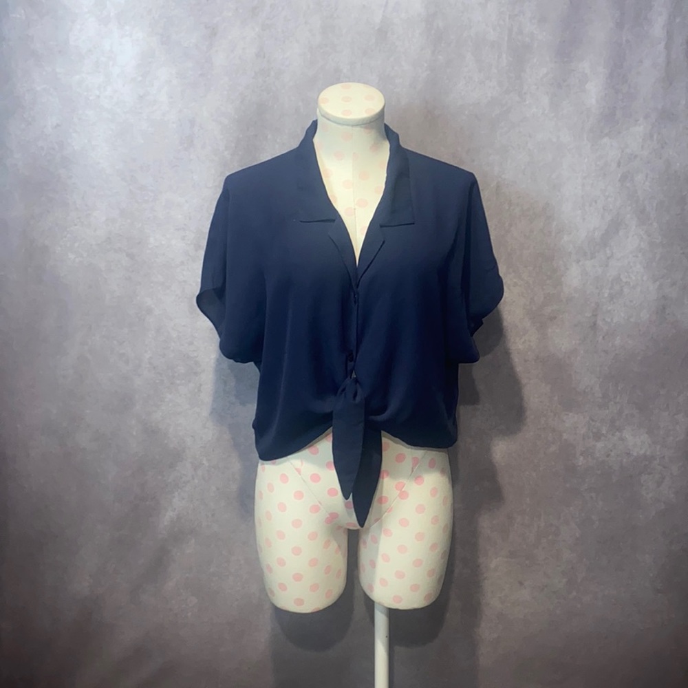 ShineStar Dark Blue Collared Button Up Front-Tie ShortSleeve Top!
